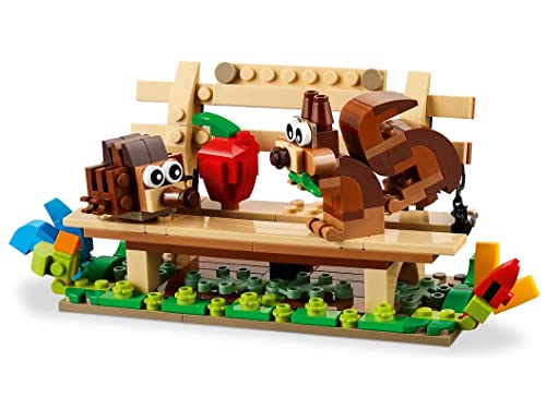Creator 31143 - Casetta per uccelli 3 in 1, da uccello a riccio ad alveare, figure di animali della foresta, giocattoli da costruzione per bambini dai 8 anni in su, set di giocattoli colorati, - Lego - Immagine 6