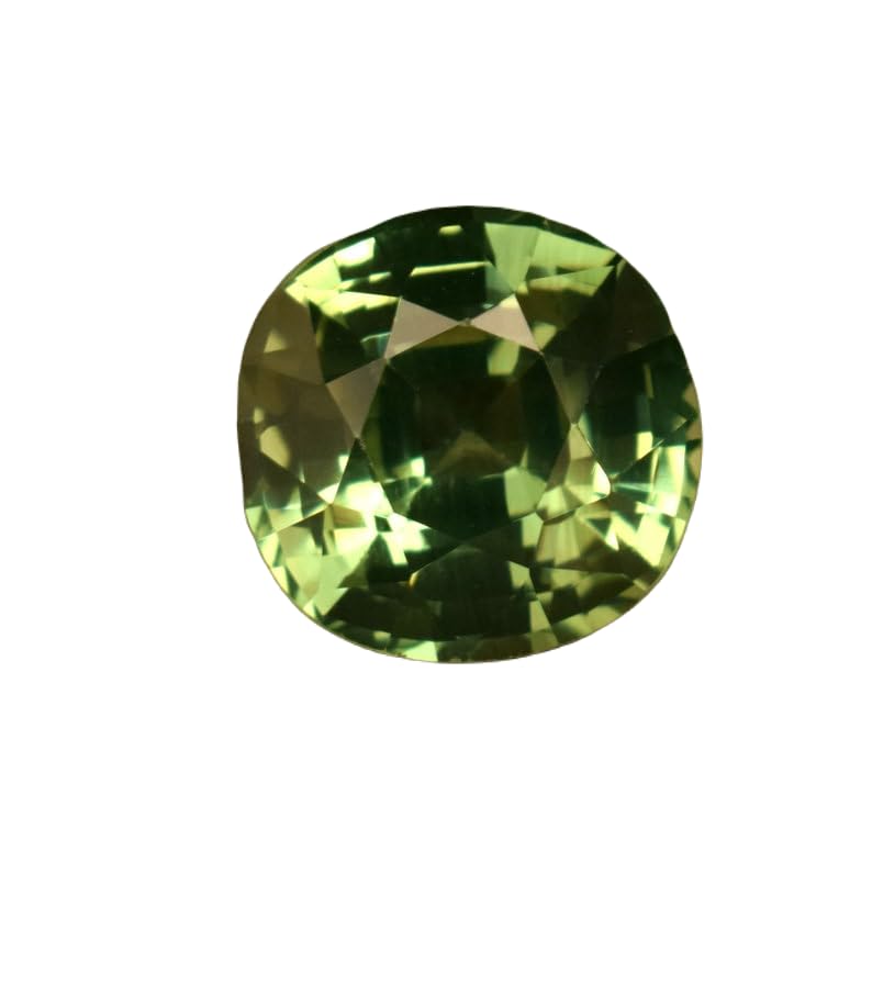 Saphir vert naturel de 11 mm pour créer un bijou chargé d'histoire