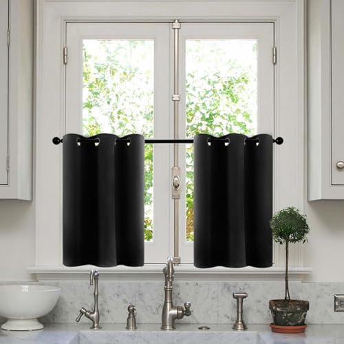Rideau déco meuble moderne noir à oeillets au tombé impeccable
