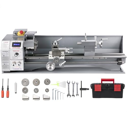 750W. Velocità variabile (Rpm): 50-3000±10%. Taper in Spindle Nose: MT5. Lo schermo LED mostra la velocità chiara e accurata per un lavoro accurato. Soft start, interruttore di cambio per rotazione in senso orario o antiorario del mandrino. Operare manualmente o con la velocità di alimentazione automatica regolabile.