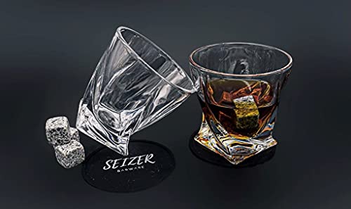 Foto von SEIZER Whisky Gläser set & Whisky Steine Set / 2 Whiskygläser 8 Whisky Steine im Holzgestell + Geschenkbox/Geschenke für Männer/Whisky Geschenkset/Geschenkidee/Kristallgläser (hellbraun)