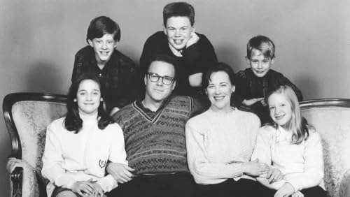 Have Yourself a Home Alone Family