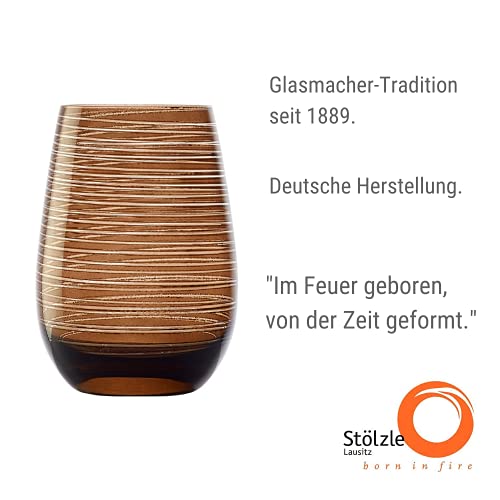 Stölzle Lausitz Wassergläser Twister Braun 6er-Set 465 ml – Allroundgläser für Wasser, Saft & Cocktails – Hochwertige Trinkgläser aus bleifreiem Kristallglas – Spülmaschinengeeignet & stoßfest