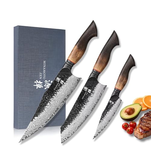 Minamoto Zen® OKAMI Damastmesser Set 3-teilig – Handgeschmiedete japanische Küchenmesser aus echtem Damaststahl 67 lagig mit VG10 Kern – Hammerschlag Finish – Ergonomische Eichenholzgriffe