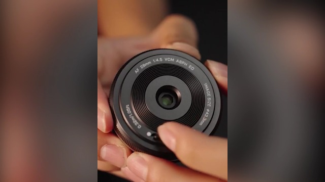 VILTROX 28mm f4.5 Pancake Objektiv für Sony E, Autofokus 28mm f/4.5 FE Chips-Size Ultra-Thin Full Frame Objektiv für Sony E Mount