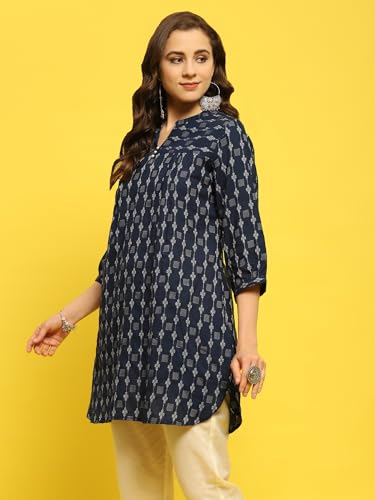 Image of Shree Women Liva (Rayon) White Floral Print Kurta