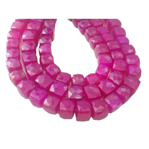 Cube rose pour collier en calcédoine : le cadeau idéal pour créatrices