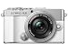 Produktbild Olympus Pen E-P7 Kamera-Kit, 20-MP-Sensor, neigbarer HD LCD-Bildschirm, 4K-Video, Wi-Fi, Farb- und Monochromprofilsteuerung, weiß, inkl. M.Zuiko Digital ED 14-42mm EZ Silber