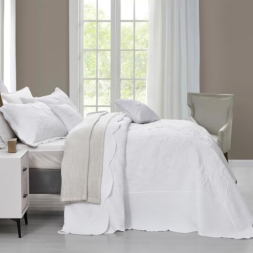 Image of Oversized King Bedspread, Stitched Paisley Quilt Set King /Cal King, Lightweight Reversible Coverlet, Scalloped Edge - Clean Classic Look, 5 Piece, Pure White