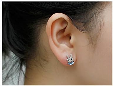 Amazon Iuha 超キュートなうさちゃんピアス うさぎモチーフ スワロフスキー社製のクリスタル アニマル 金属アレルギーと変色防止 スカイブルー ピアス 通販