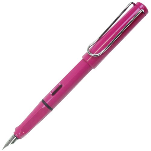 Stylo plume safari rose medium Lamy pour éviter la fatigue de la main
