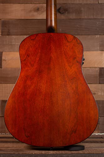 Seagull 6 String Acoustic Guitar, Right, Natural, Full (052011) #TOP1