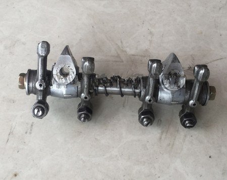 Bras à bascule assy Kubota Z482 GOWE pour moteur diesel