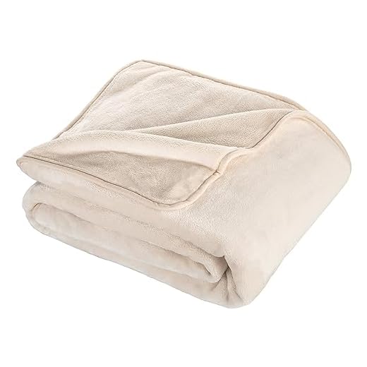 Moon - Kuscheldecke Cashmere Feeling - aus recyceltem Materialien - Wohndecke ca. 150x200 cm - extra schwere Qualität ca. 500g/m² - beige