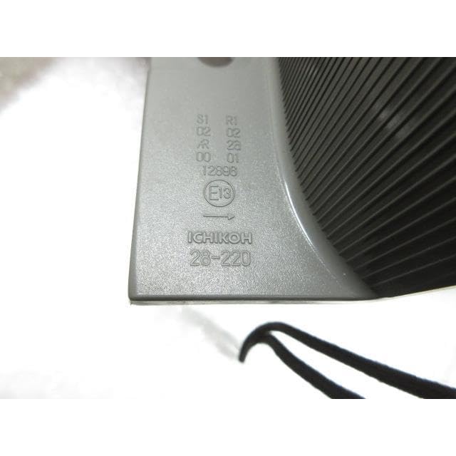 Amazon | 25年ヴォクシー DBA-ZRR70W 右テールランプ テールレンズ 28