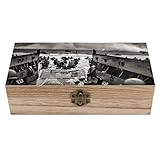 Polyvalent : vous pouvez non seulement stocker des bijoux, des photos, des souvenirs de mariage et de bébé, des montres, des lettres, de la papeterie, des travaux manuels, mais vous pouvez également stocker du café, des sachets de thé, des sacs de sucre ou tout ce que vous pouvez stocker dans cette boîte de rangement décorative peut être utilisée à d'autres fins sur la table