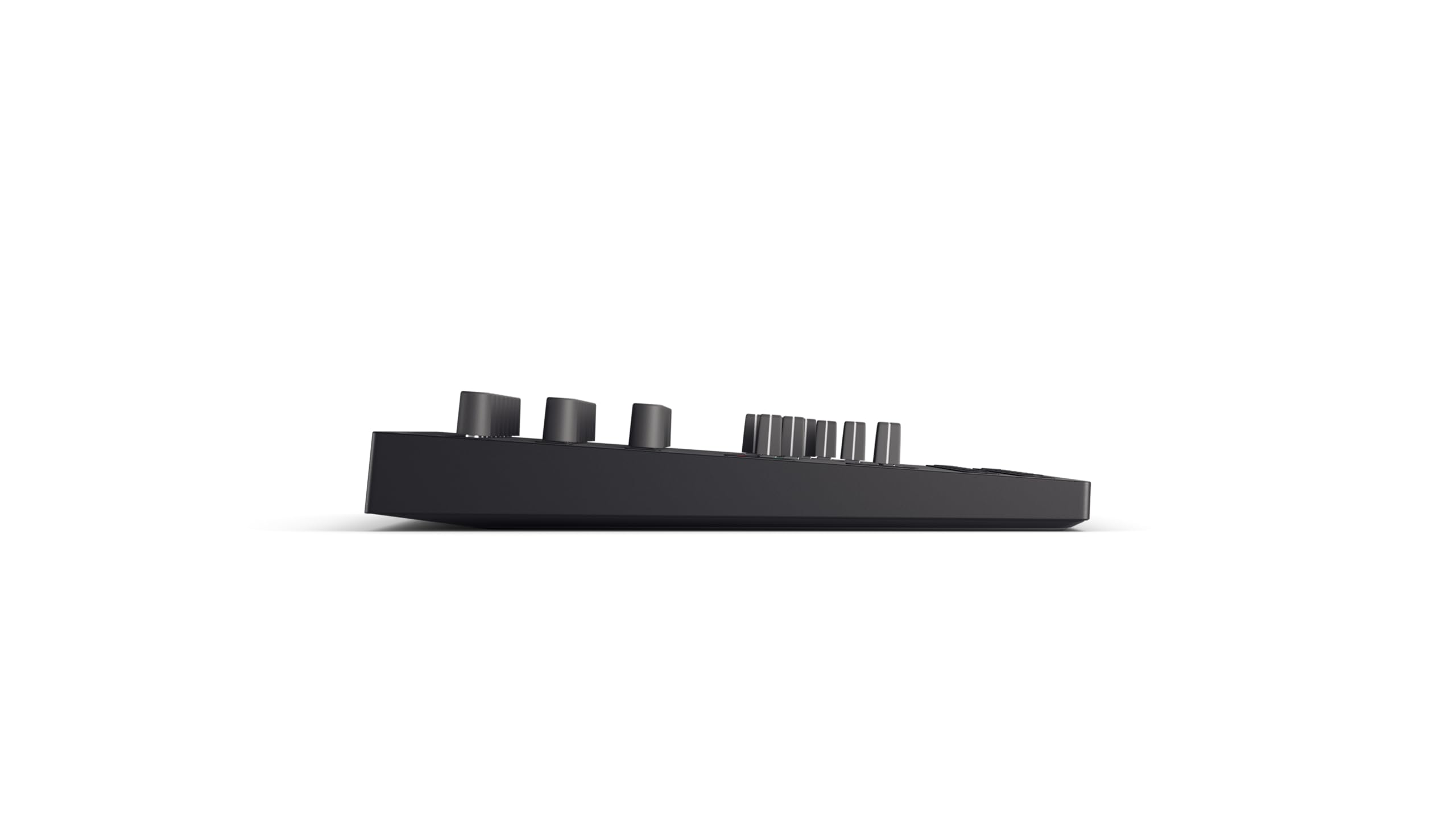 Novation Launch Control XL 3 – surface de contrôle et de mixage MIDI alimentée en USB pour les STAN et le matériel, avec 8 faders, 24 encodeurs sans fin, des entrée/sorties MIDI et un bundle logiciel