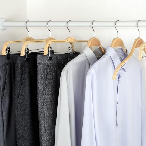 TOPIA HANGER CT15N30 Lot de 30 cintres Fins en Bois Naturel avec poignées en Caoutchouc antidérapant Extra Doux de Haute qualité, sans Choc aux épaules, pour Pulls, Vestes, Robes, Manteaux – vue 6