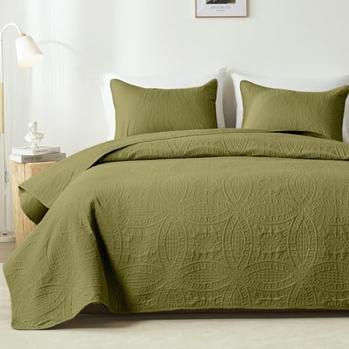 akkialla Twin Quilt Set,Olive Green Lightweight Bedspread with Coin Pattern, Soft Microfiber Coverlet for All Seasons, Elegant Modern Home Style (1 Quilt, 1 Pillow Sham)
