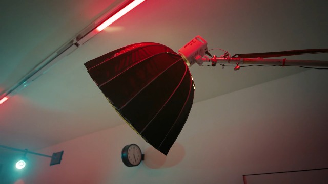 Amazon | Aputure amaran Light Dome Mini SE 八角ソフトボックス 直径