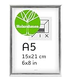 Einfaches Aufhängen - unser Rahmen ist so konzipiert, dass Sie ihn einfach an die Wand hängen können. Dank des speziellen Aufhängesystems geht die Montage schnell und problemlos vonstatten, so dass Sie Ihre Lieblingsfotos schnell genießen können. Sie können das Bild traditionell mit Nägeln aufhängen, wir empfehlen aber auch, es mit speziellen Wandklebebändern zu befestigen