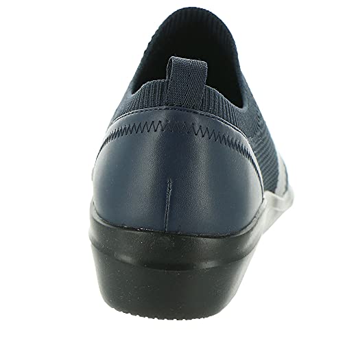 Image of Clarks Women's Sashlyn Edge Loafer