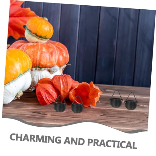 Mini calderos de Halloween de plástico para solucionar la falta de espacio en decoración 3