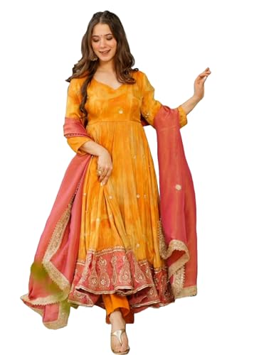 Costume indien Chinon Silk pour rayonner lors de votre prochaine soirée