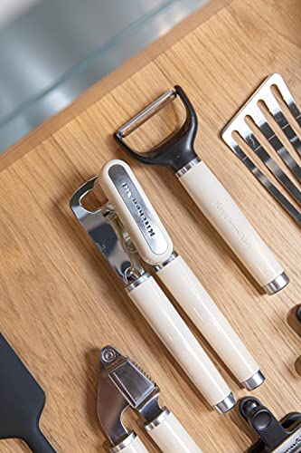 KitchenAid Dosenöffner, Flaschen- und Dosenöffner aus Edelstahl – Almond Creme – Ansicht 6