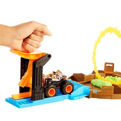Hot Wheels Monster Truck Coffret Arène Roue avec Lanceur Petite Voiture et véhicule aux Roues géantes Jouet pour Enfant GVK48 - vue 5