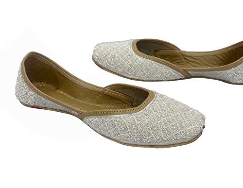 Women's Punjabi Jutti for Ethnic Shoes Cream Gold Wedding Shoes Mojari Traditional Indian Jooti Sandles Handmade Juti3