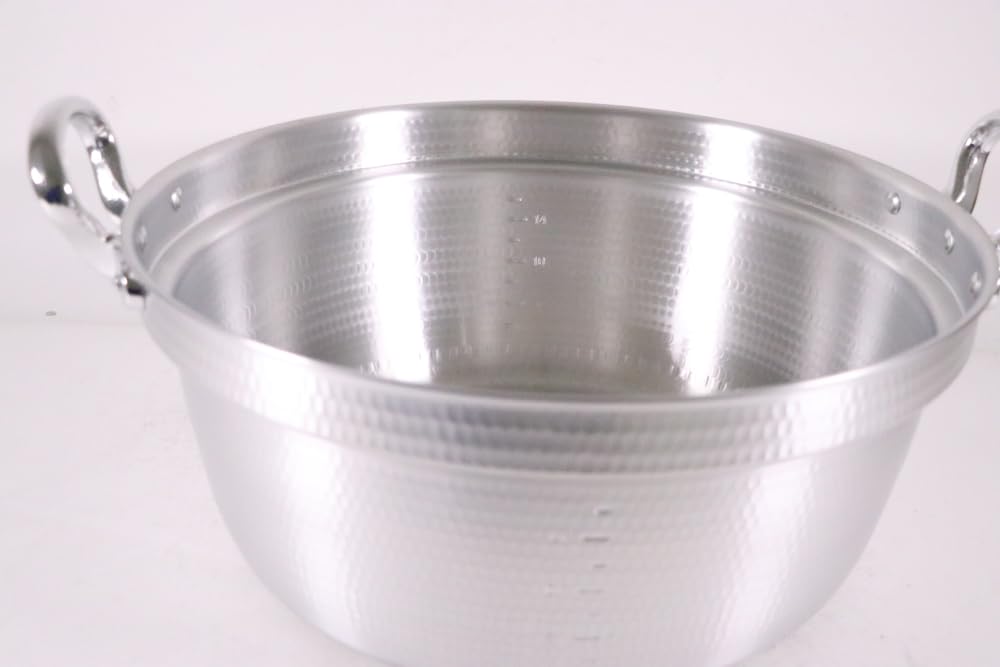 【中尾アルミ製作所製￼】アルミ キング 打出 料理鍋(目盛付)45cm 中尾アルミ製作所 キング 打出料理鍋 目盛付 45cm (鍋) 価格比較