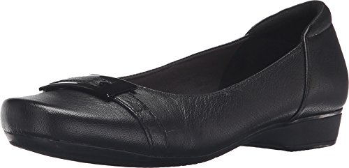 Clarks Women's Blanche West Flat
