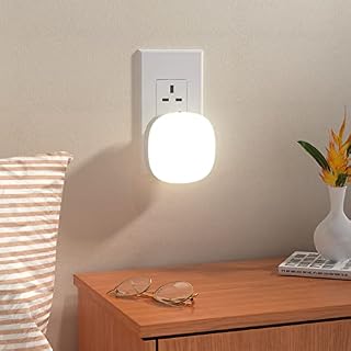 SECRUI Night Light Plug in Wall, LED Night Light Dusk to Dawn Auto Sensor 6500K Enough Light Energy Efficient White Lamp for Kids Baby Childrens Bedrooms Bathroom, Nursery, Hallway, Stairs, Kitchen