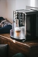 Melitta Barista TS Smart - Kaffeevollautomat mit Milchsystem, Kaffeemaschine mit Mahlwerk und 2-Kammer-Bohnenbehälter für 21 Kaffeespezialitäten, App Steuerung möglich, silber – Ansicht 3