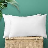 🤗 Multiusos: Use este inserto de almohada en cualquier lugar de su hogar donde pueda necesitar una almohada: sofá, cama, automóvil, etc. No tiene que comprar una almohada nueva cada vez que desee cambiar la distribución interior. Solo necesita comprar estas almohadas una vez y reemplazar sus colchas cuando necesite otras configuraciones de color.