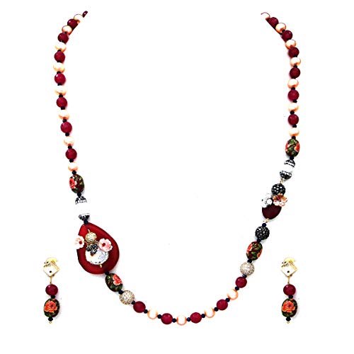 Joya artesanal: collar de piedras semipreciosas rojas y pendientes étnicos