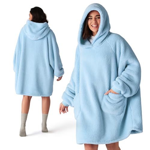 Bedsure Batamanta Mujer Polar Invierno - Bata Manta Hombre Con Mangas, Sudadera Manta Con Capucha, Blanket Hoodie De Tejido Felpa Suave Con Bolsillo Frontal, Manta Bata Gigante Azul Claro, 95x85