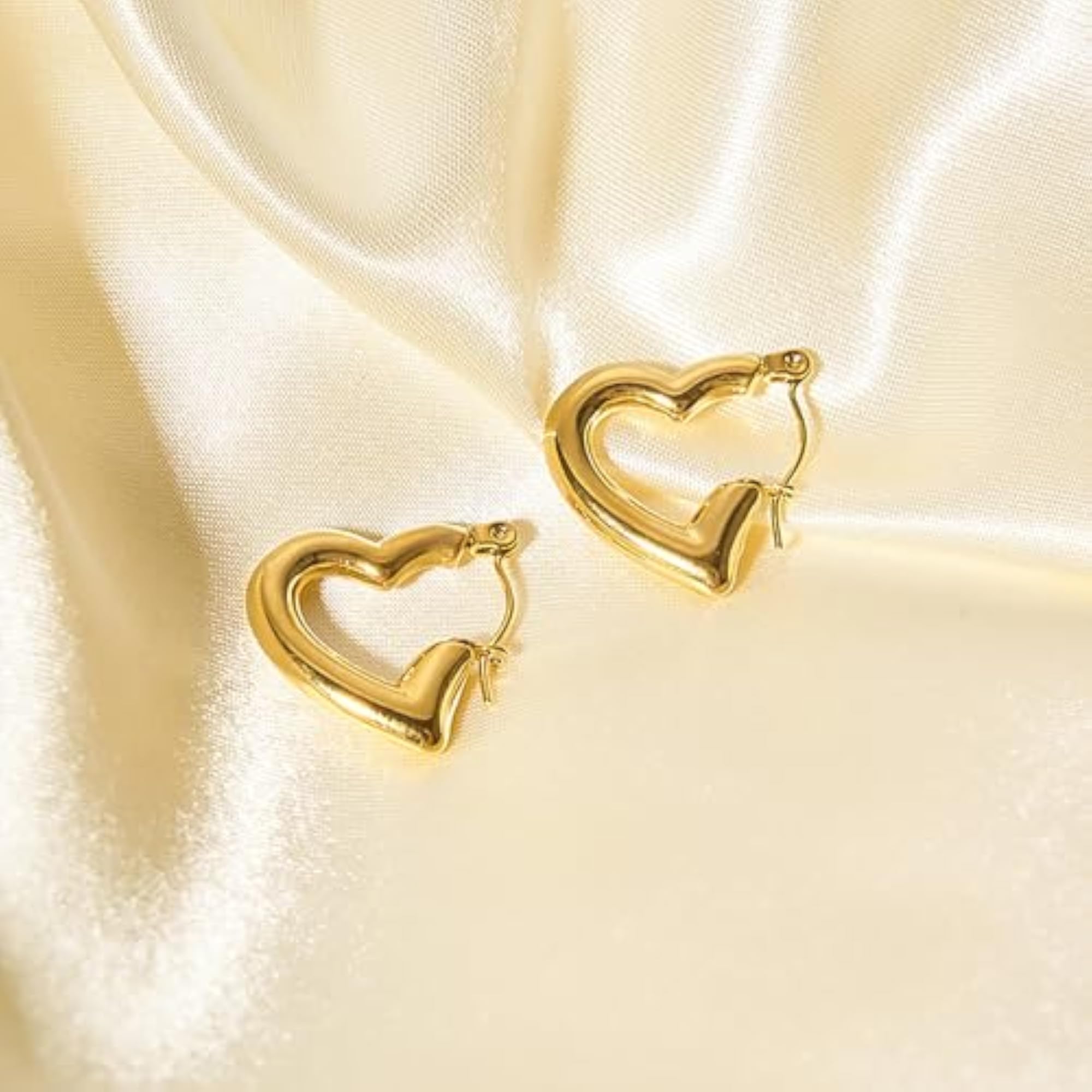 Women's Chunky Gold Statement Huggie Hoop Earrings