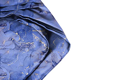 Image of BLACKSMITH Jacquard Microfiber Neckwear Ascot and Matching Pocket Square Set for Men