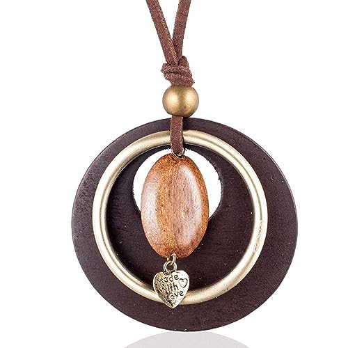 Collier suspendu en bois pour femme : fini les bijoux lourds avec ce sautoir gothique