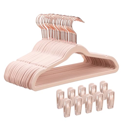 Tonwachic - Paquete de 30 perchas de terciopelo para niños, perchas de primera calidad de 14 pulgadas para ropa, perchas antideslizantes de fieltro para bebé, perchas ultrafinas y lindas para armario
