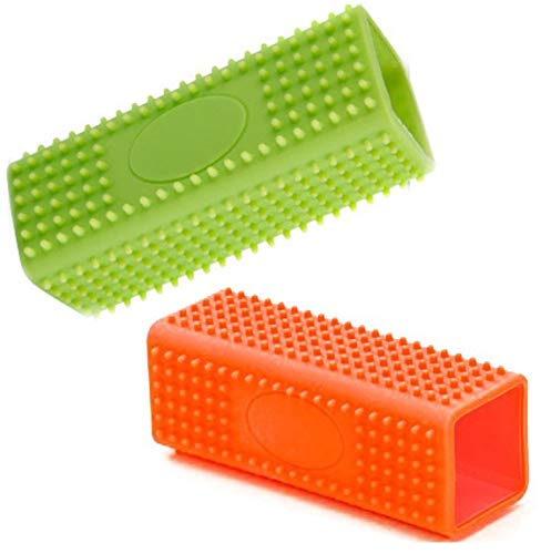 OVEE LANDO 2 Pack Hollow Rubber Pet Dog Cat Hair Remover Cars Furniture