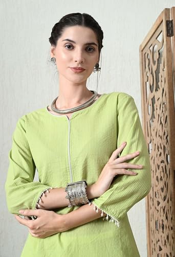 Image of Amazon Brand - Tavasya Women Cotton Katha Straight Regular Fit Kurta | Solid Ethnic Kurti | 3 /4 Sleeve Casual & Office Wear |Kurta for Women