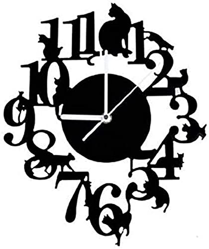 Horloge antique chat mignon pour habiller un mur vide avec du caractère
