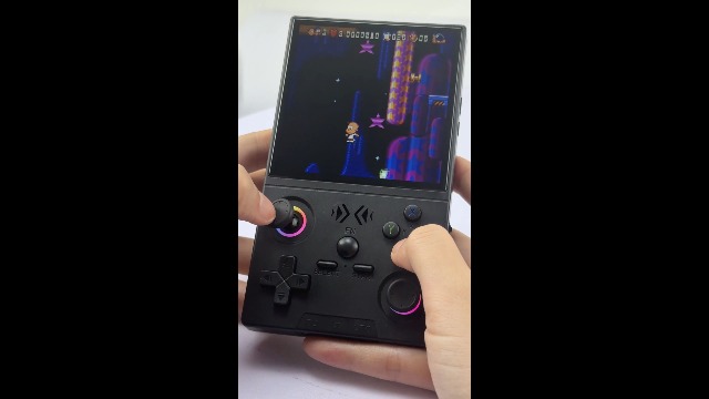 Amazon.com: UYTGXEN XF40V Retro Handheld Game Console with 2