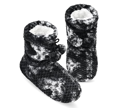 Image of DICUIRD Womens Thick & Warm Slipper Socks with Grippers - Christmas House Slippers