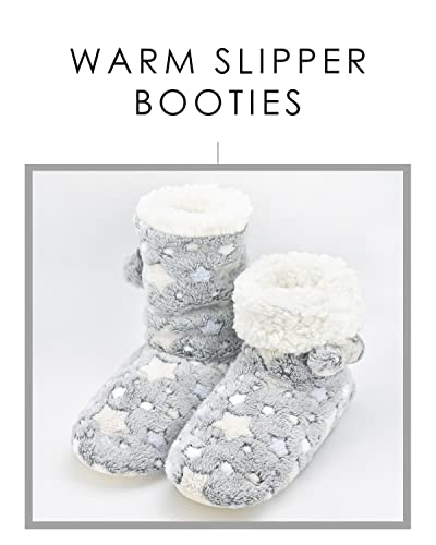 Image of DICUIRD Womens Thick & Warm Slipper Socks with Grippers - Christmas House Slippers