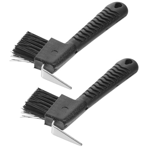 Hemoton 2pcs Hoof Pick with Brush Equestrian Hoof Cleaning Tool for Stables and Farriers Random Color