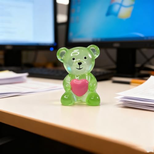 Statuettes d'ours pour rompre la monotonie d'une étagère vide